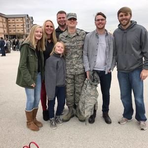 Meet your Posher, Hunter